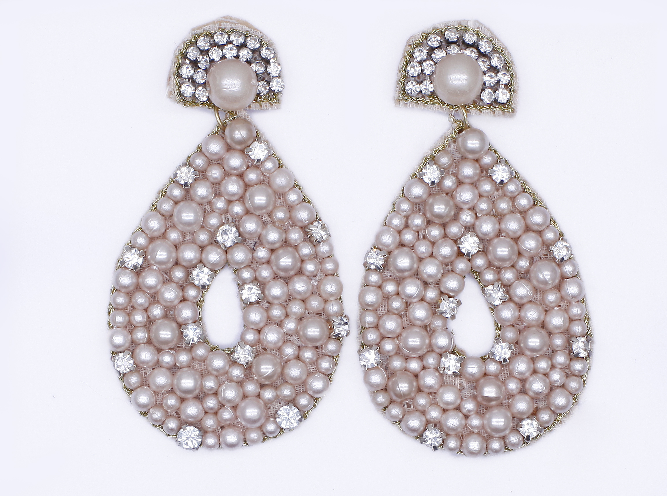 WOMEN WESTERN-EARRING-SHAPE